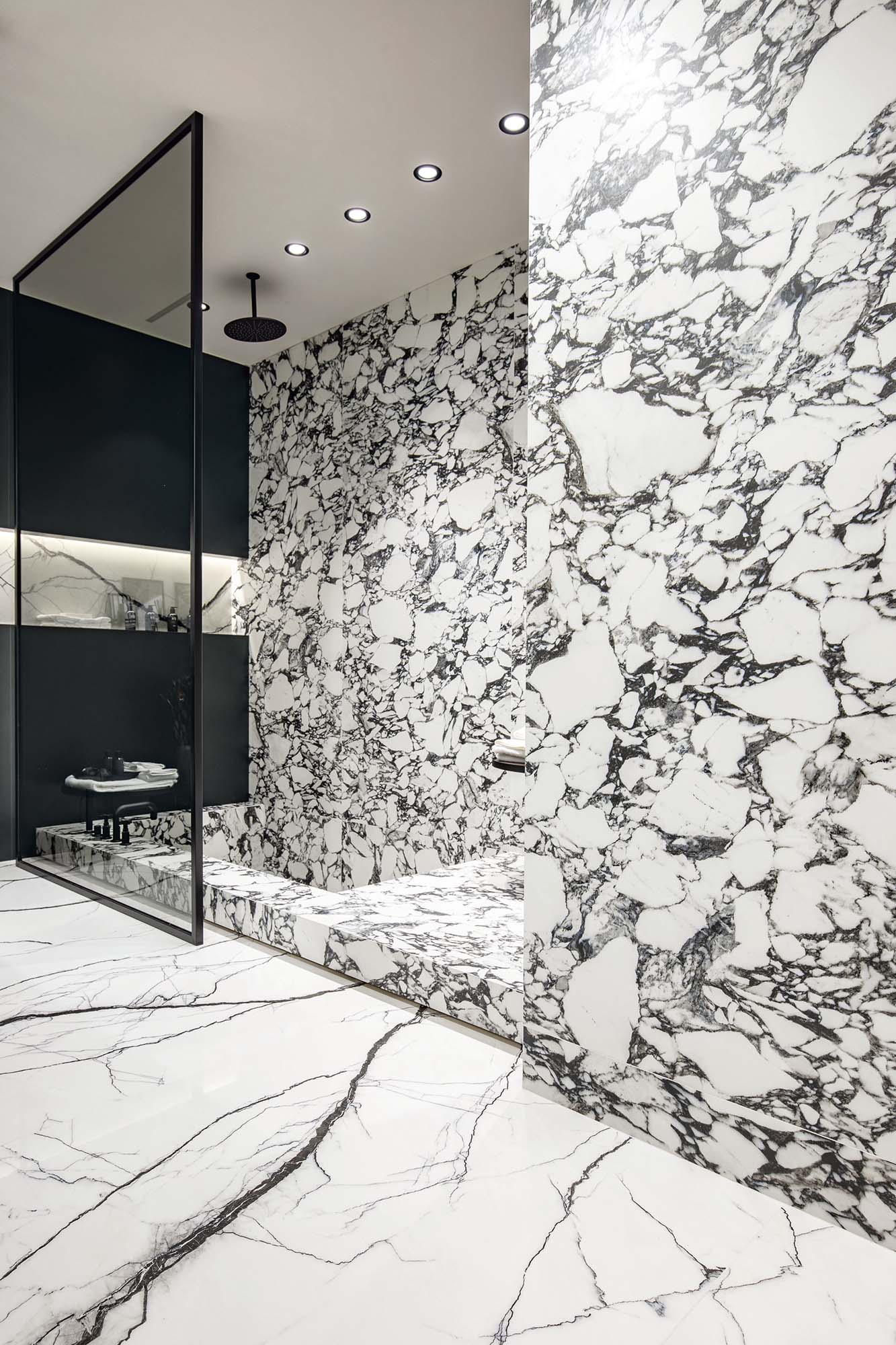 Floor-Gres-Black-White-Marble-Pebble-Breach-Matte-Roomscene Floor-Gres-Black-White-Marble-Pebble-Breach-Matte-Roomscene