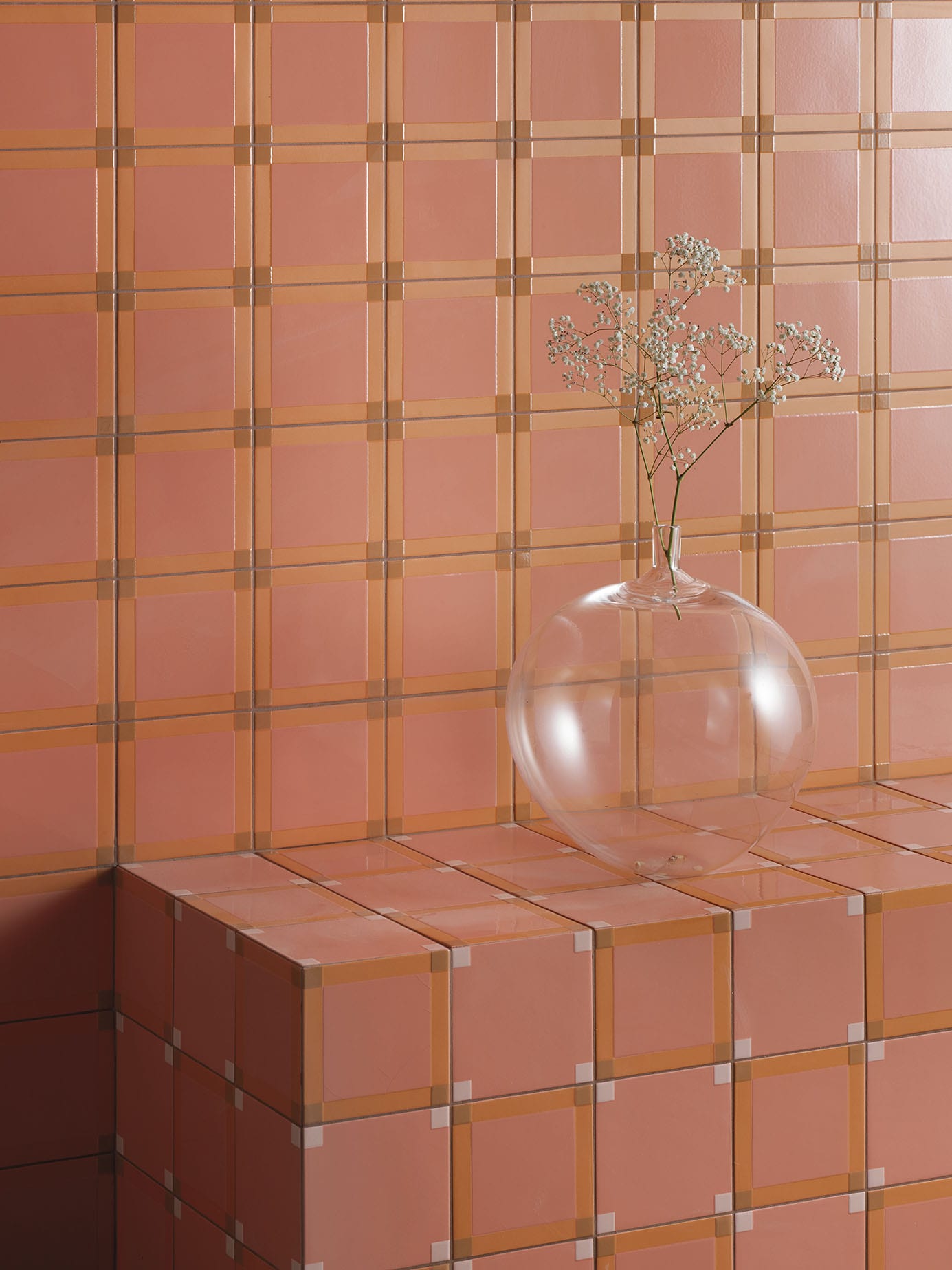 Mutina-Homage-Square-Dash-Dot-Peach